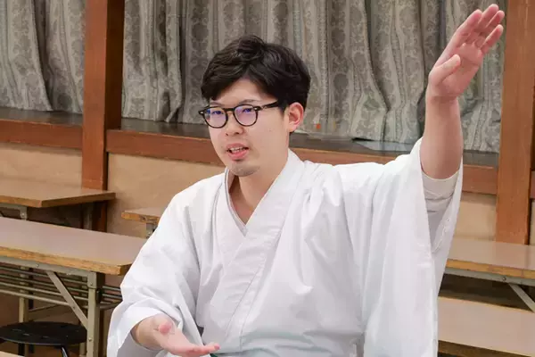 「怪談会やコスプレイベントも！？　地域に開かれた新宿下落合氷川神社にてランパンプスが合格祈願！」の画像