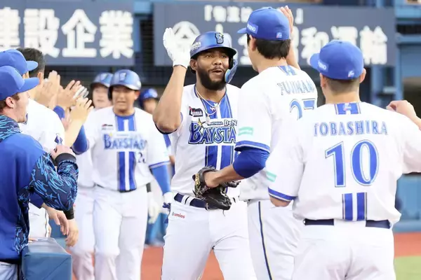 高木豊氏「状況をよく考えています」早くも打線に欠かせない存在のDeNA・エンカーナシオン