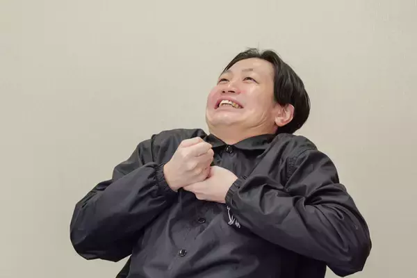 「ひとり一回鐘がつける！？　古くから学問の神様を祀る、神社前鳥神社にてランパンプスが合格祈願！」の画像