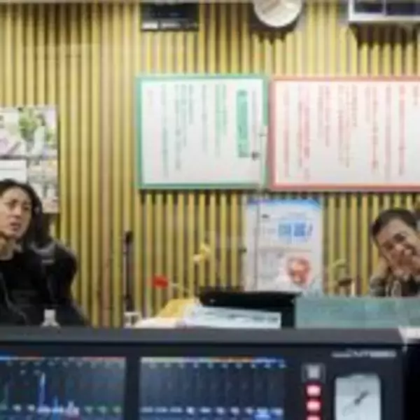 「「第二ボタンもらうの、ブレザーの人らどうすんねやろ？」岡村・矢部、学ラン全盛の高校時代を振り返る」の画像