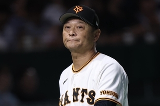 巨人、1－6の5回に前進守備を敷かず…谷繁氏「なんで後ろなんですかね」