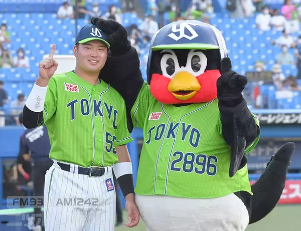 マルチ本塁打連発！　どこまでも謙虚なヤクルト“村神様”