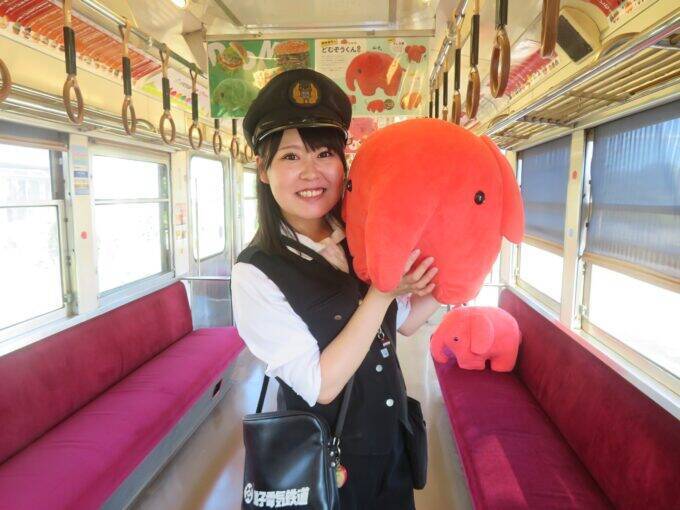 銚子電鉄がドムドムハンバーガーとコラボ　銚電まつりでお披露目
