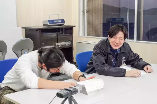 「日本の海を守る！　『海猿』に憧れた二人の海上保安大学校の学生にランパンプスがインタビュー！」の画像