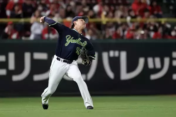 村上移籍、主力が一軍不在…首位・ヤクルトの快進撃を支える若手野手陣　田尾氏「よく頑張っている」