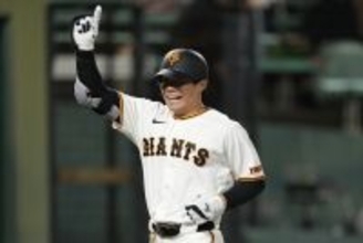 巨人・佐々木俊輔がサヨナラ弾！山本昌氏「ずっといい内容のバッティングをしていました」