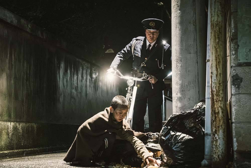『名無し』佐藤二朗が原作・脚本・主演、規格外のサイコ・バイオレンス