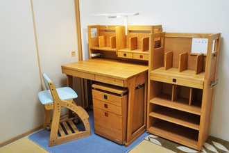 大ヒット学習机となった「くるくるメカ」って何？