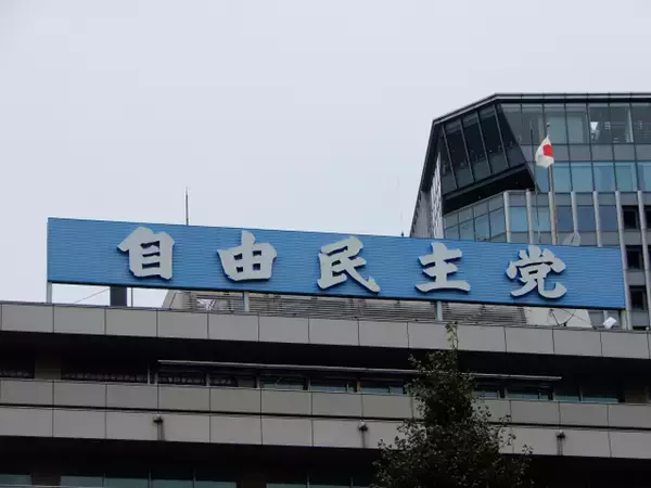 総務省文書問題、リーク元は「自民党の中」 須田慎一郎が言及