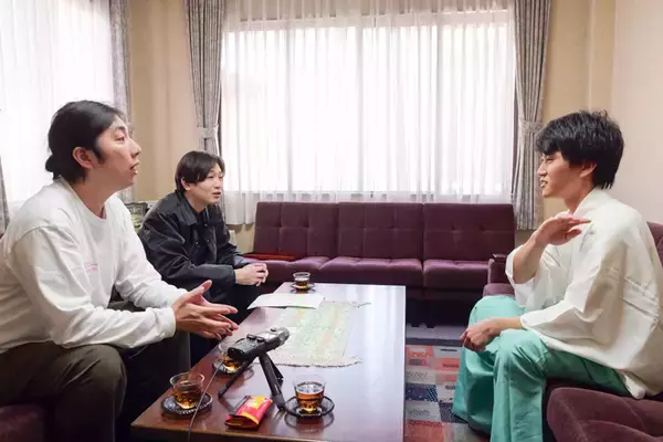 「正体は口外禁止の鬼「やぶ」とは！？　海を望む呉の総鎮守、亀山神社にてランパンプスが合格祈願！」の画像