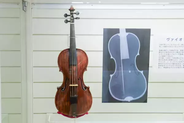 「世界の楽器が大集合！？　国立音楽大学 楽器学資料館の展示室にランパンプスが潜入！」の画像