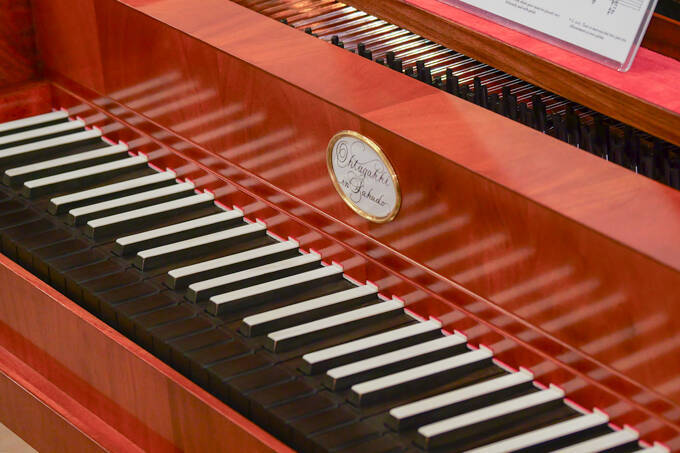 世界の楽器が大集合！？　国立音楽大学 楽器学資料館の展示室にランパンプスが潜入！