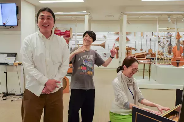 「世界の楽器が大集合！？　国立音楽大学 楽器学資料館の展示室にランパンプスが潜入！」の画像