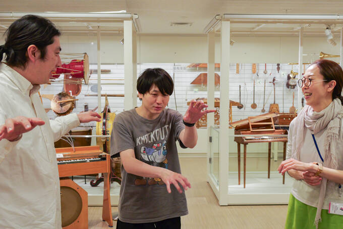 世界の楽器が大集合！？　国立音楽大学 楽器学資料館の展示室にランパンプスが潜入！