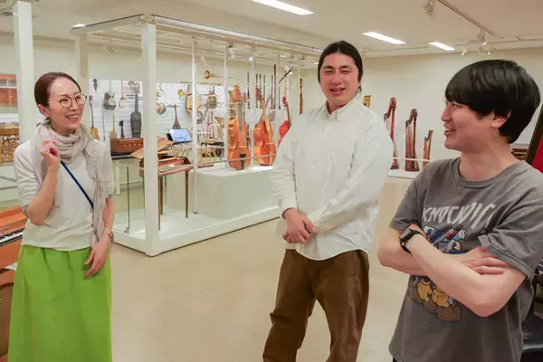 「世界の楽器が大集合！？　国立音楽大学 楽器学資料館の展示室にランパンプスが潜入！」の画像