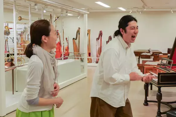 「世界の楽器が大集合！？　国立音楽大学 楽器学資料館の展示室にランパンプスが潜入！」の画像