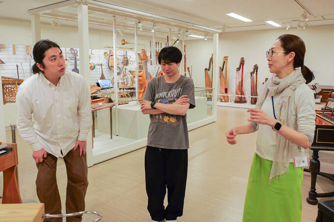 世界の楽器が大集合！？　国立音楽大学 楽器学資料館の展示室にランパンプスが潜入！