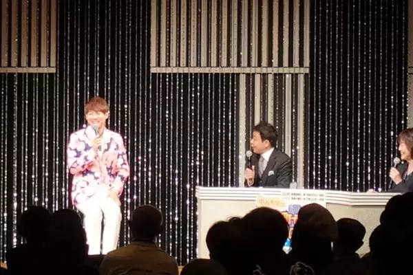 「伍代夏子、愛犬との旅へ　1年待ちのキャンピングカーが納車」の画像