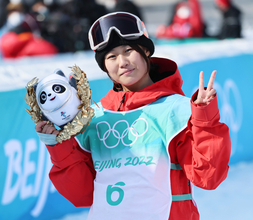 銅メダル・村瀬心椛、今も感じる“恐怖心”を明かす「膝をちょっとでもついたら、またお皿が割れるのではないかとすごく怖い」