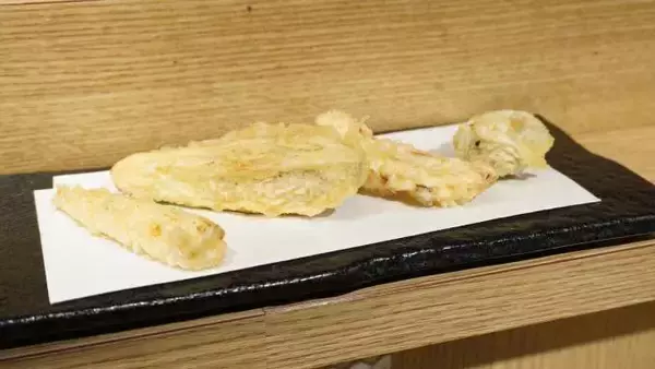 「編集部が選んだ！　有楽町高架下・注目の食べ物屋さん3選」の画像