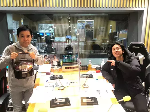 「「あっ！ 炊けました！」岡村隆史、炊飯器の“白米急速”に感激」の画像