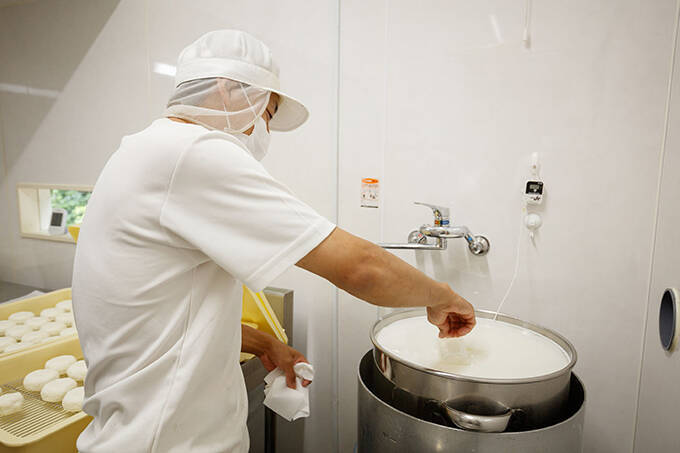 なぜ日本では珍しい「ヤギのチーズ」をつくるのか？　「養沢ヤギ牧場」の情熱