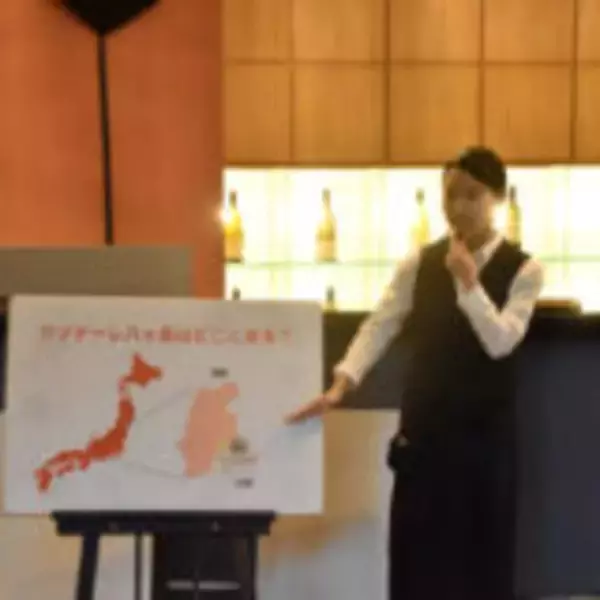 「飲んで、見て、知って……1日中ワインを楽しめる「リゾナーレ八ヶ岳」　1万2千本のワインボトルが彩る「ワインリゾートクリスマス2025」開催」の画像