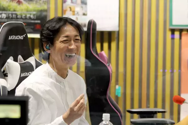 「「あっ、浮いてるな」岡村隆史が映画撮影現場で感じた“アウェー感”」の画像