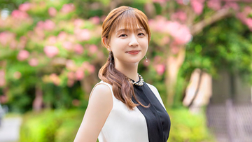 「“有楽町再発見”とでもいうべき、一味変わったショットにご注目ください！」箱崎みどりアナウンサー