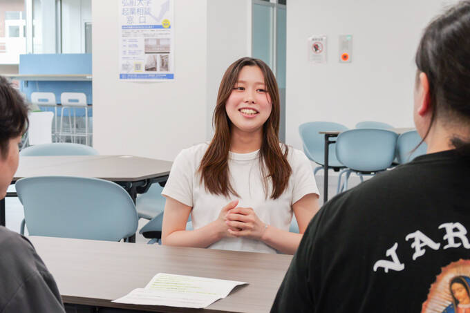 化学愛が強すぎる！？　意欲と行動力あふれる、弘前大学の学生にランパンプスがインタビュー！