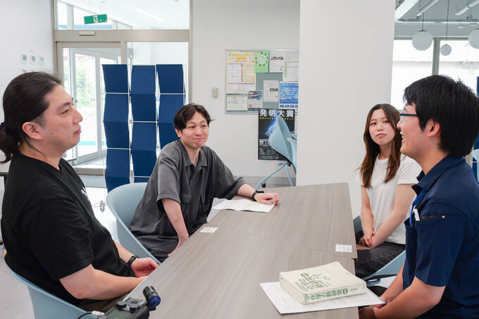 化学愛が強すぎる！？　意欲と行動力あふれる、弘前大学の学生にランパンプスがインタビュー！