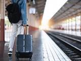 「「連泊する時はAirbnb」「現地では電車やバス移動」年収550万円・34歳女性に聞く物価高の旅行の工夫」の画像1