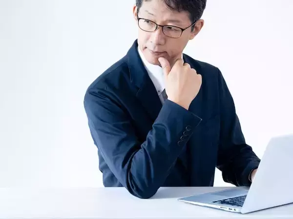 65歳の誕生日2日前に退職した場合、失業保険と65歳からの年金は両方満額でもらえますか？