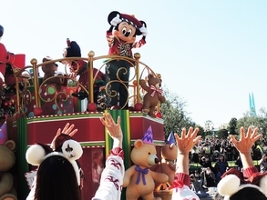 TDL新パレード＆TDSハーバーショー攻略！ プロ厳選「ディズニー・クリスマス2025」の回り方