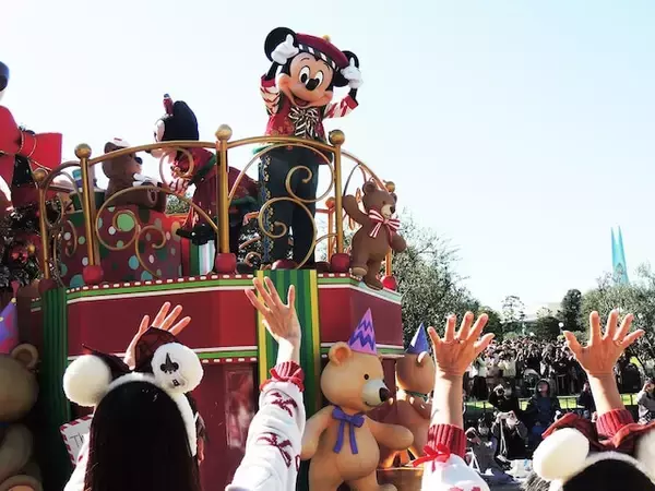 TDL新パレード＆TDSハーバーショー攻略！ プロ厳選「ディズニー・クリスマス2025」の回り方