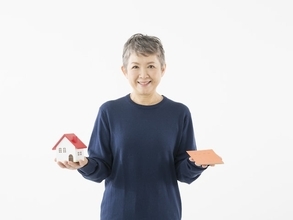 一生貧乏になってしまう家とは？高齢者の一人暮らしに潜む「危ない習慣」