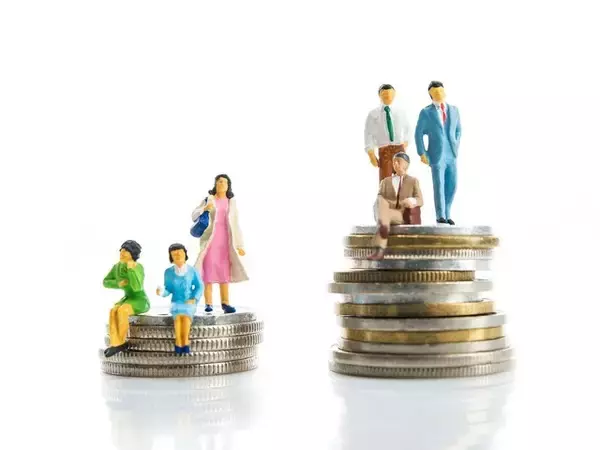 50代の「平均年収」はいくら？ 男女・業種別に分かりやすく紹介