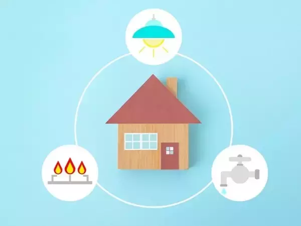 「60代夫婦の世帯で水道・電気・ガス代あわせて、月1万円は少ないほう？節約のし過ぎに注意」の画像