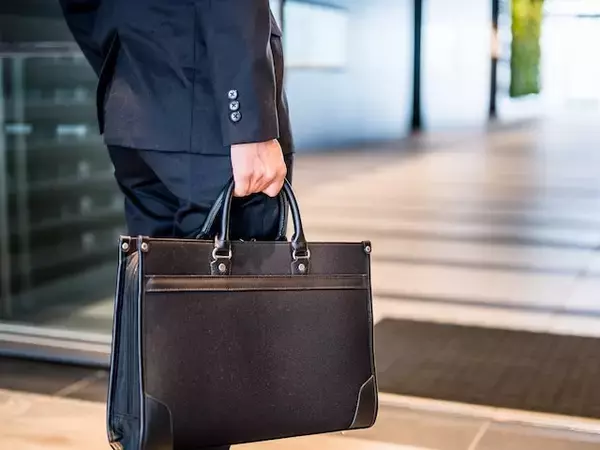 1972年2月生まれですが、60歳から老齢基礎年金や老齢厚生年金を受け取ることはできますか？