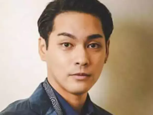 「え、似てる(笑)」柳楽優弥に似ている犬が話題に！「なんてイケメンなワンちゃん」「ジワジワくるww」