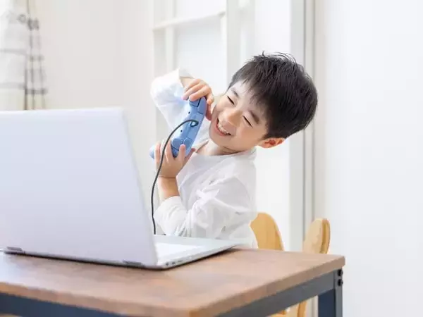 30万円のゲーミングPCまで……。義母の「何でも買い与える孫育て」に悩む45歳女性の本音