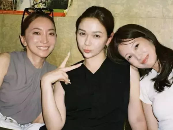 「美人さんばかりや」村重杏奈、友人とのプライベートな飲み会ショット公開！ 「楽しそう」「いつみてもキレイ」