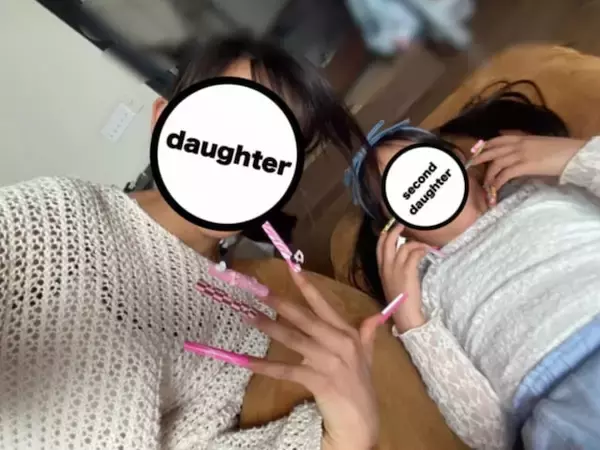 「ミキティーにしか見えない」庄司智春の娘2人が“ギャル化”!? 「やばー！！！」「指長い！」