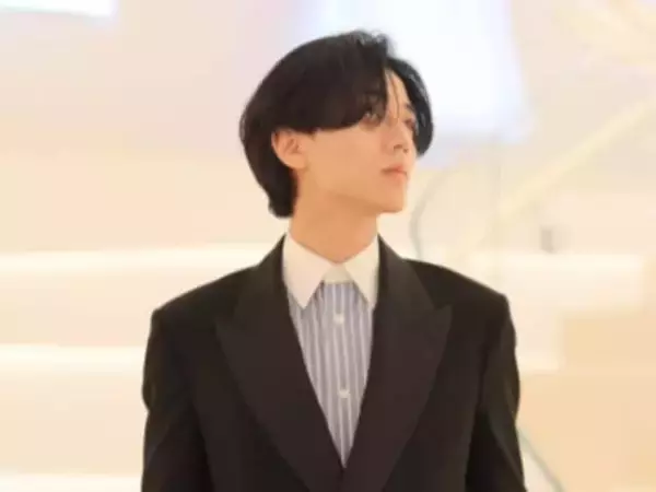 「美しすぎて言葉が出ない」永瀬廉、Diorでの“リアル王子さま”ショットに「大優勝すぎる」の声