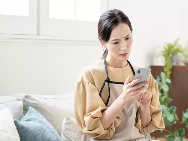 奨学金250万円「見知らぬ電話があまりにもかかってくる」支払い遅延に気づかなかった35歳女性