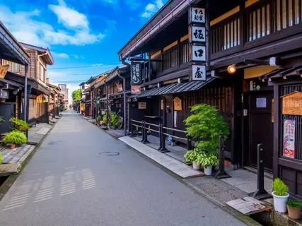 長期休みに行きたいと思う「岐阜県の旅行先」ランキング！ 2位「飛騨高山」を抑えた1位は？【2026年調査】