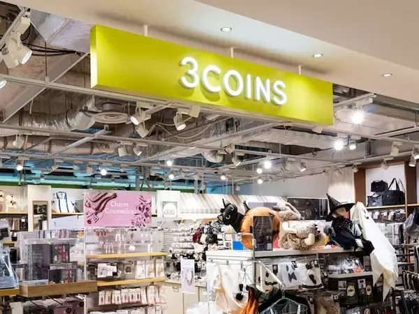 「ほお！可愛い」3COINSの“ディスプレイケース”に反響。ぬいを飾りながら小物収納できる優秀品