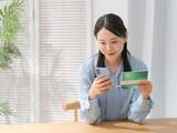 「「イオン銀行の定期預金に500万円」世帯年収420万円・38歳女性の選択」の画像1