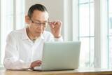 「年金月22万円で毎月黒字も「なぜ転職の機会を逃したのか…」 65歳男性の後悔」の画像1