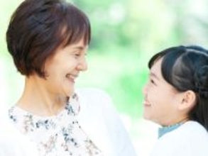 男子とケンカした7歳孫娘に言った祖母の「男尊女卑」発言にブチッ。実家を頼るのを諦めた日